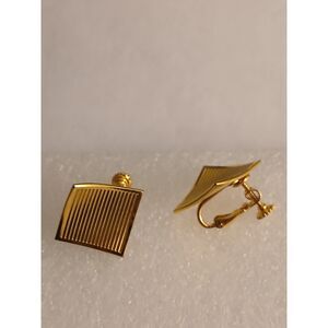 Vintage Napier Gold Tone Screw Back Earrings Square Textured Modernist Design